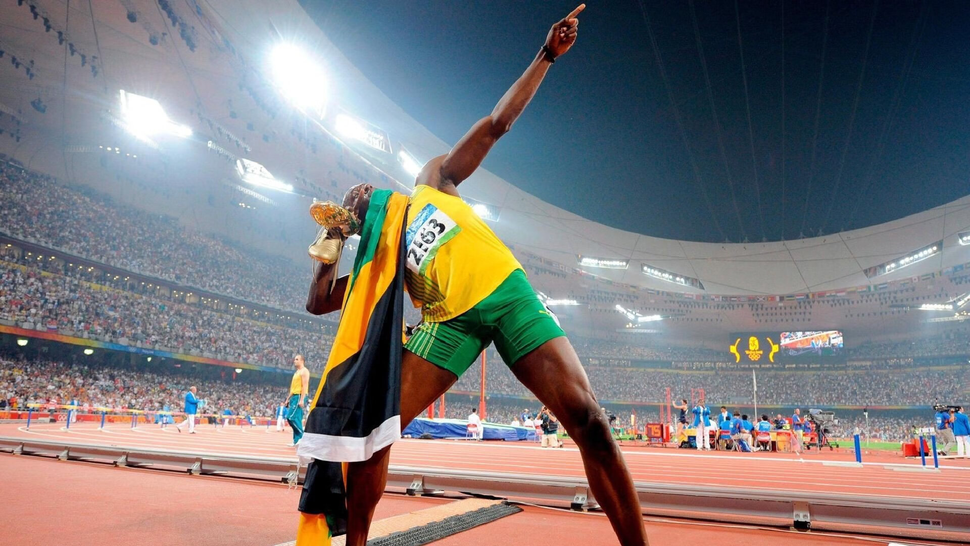 纽卡斯尔联主场3-1大胜富勒姆，进攻端火力全开，纽卡斯尔联主帅