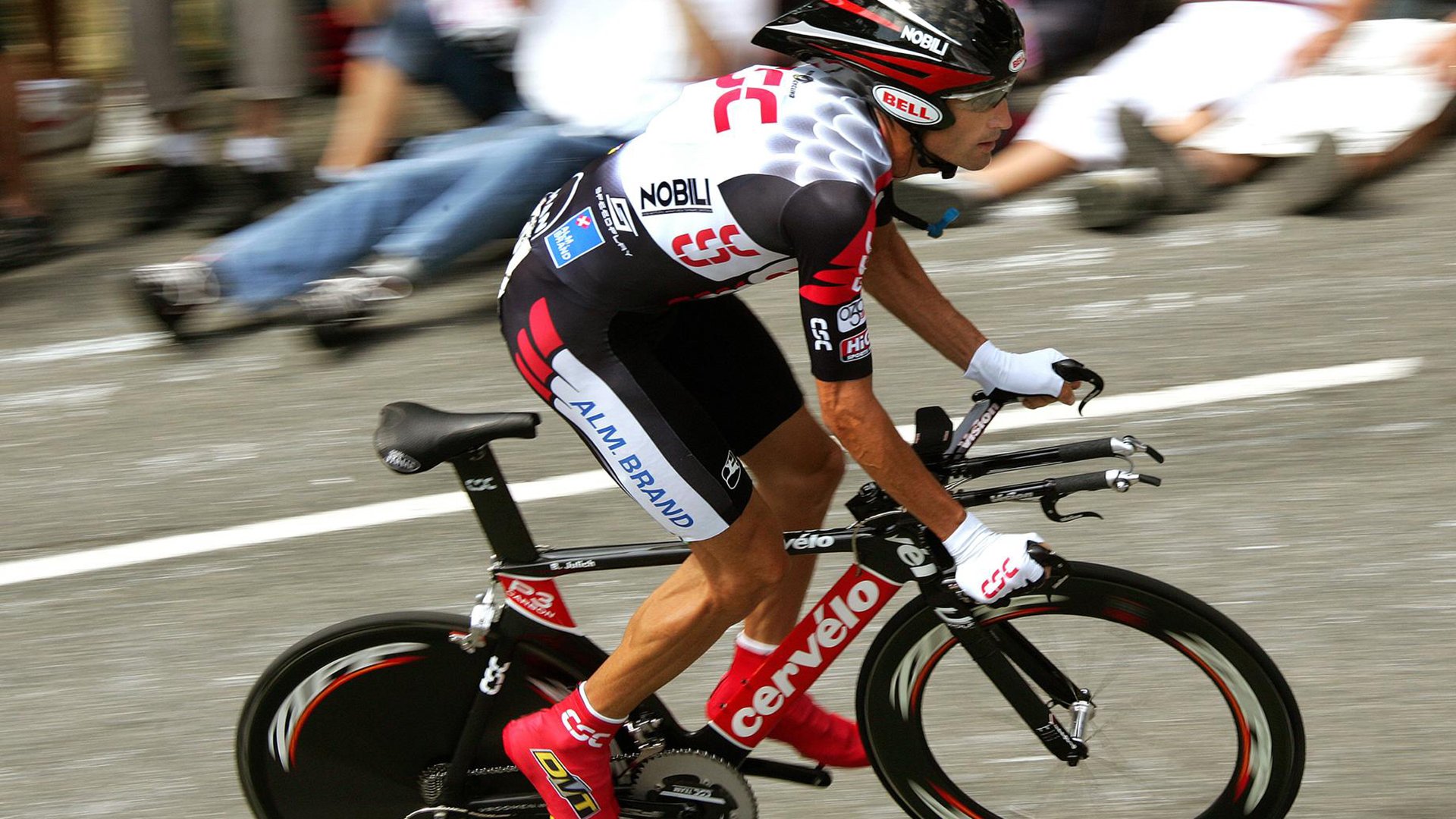 雄魔术队实力爆发，轻松击败对手，魔术师大雄